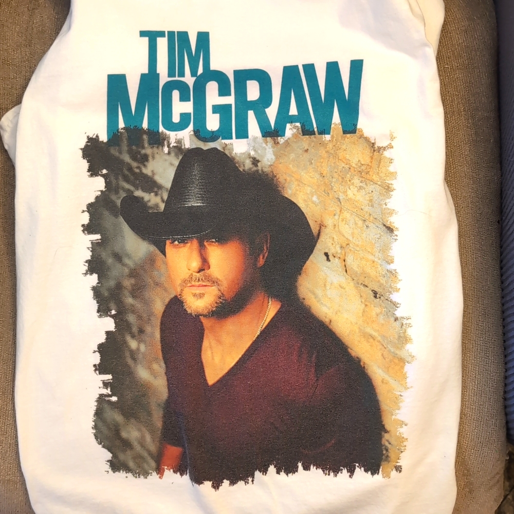 Tim McGraw Brothers of the Sun Concert Shirt  Size L